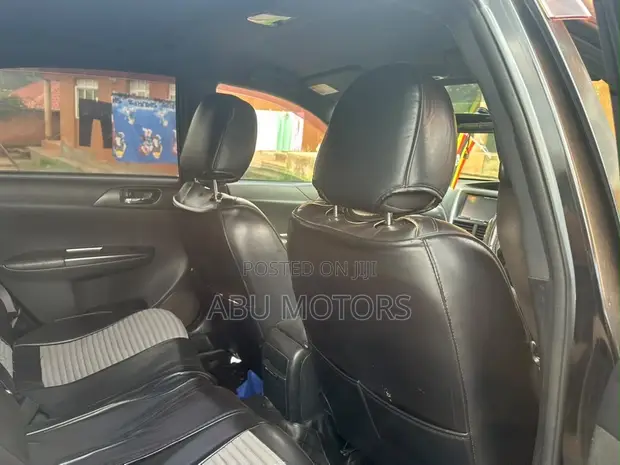 Subaru Impreza 2009 Gray - 1