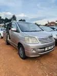 Toyota Noah 2003 - 5