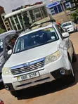 Subaru Forester 2010 White - 1