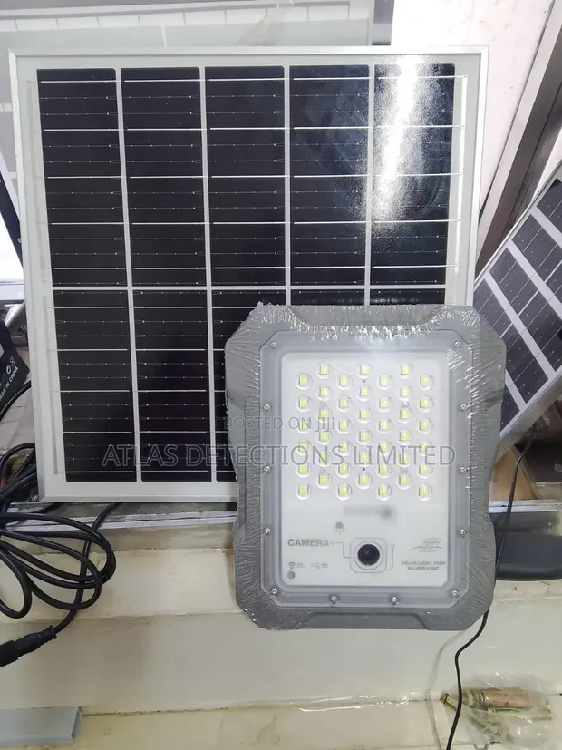 Solar Security Light with Built-in CCTV Camera - 1