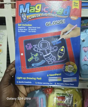 Magic Pad Light-Up Drawing Pad