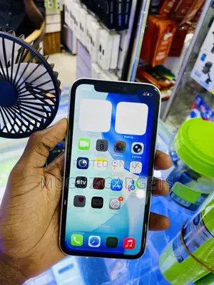 Apple iPhone 11 64GB