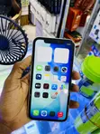 Apple iPhone 11 64GB - 1