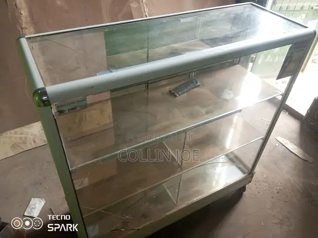 Used Display Counter - 1