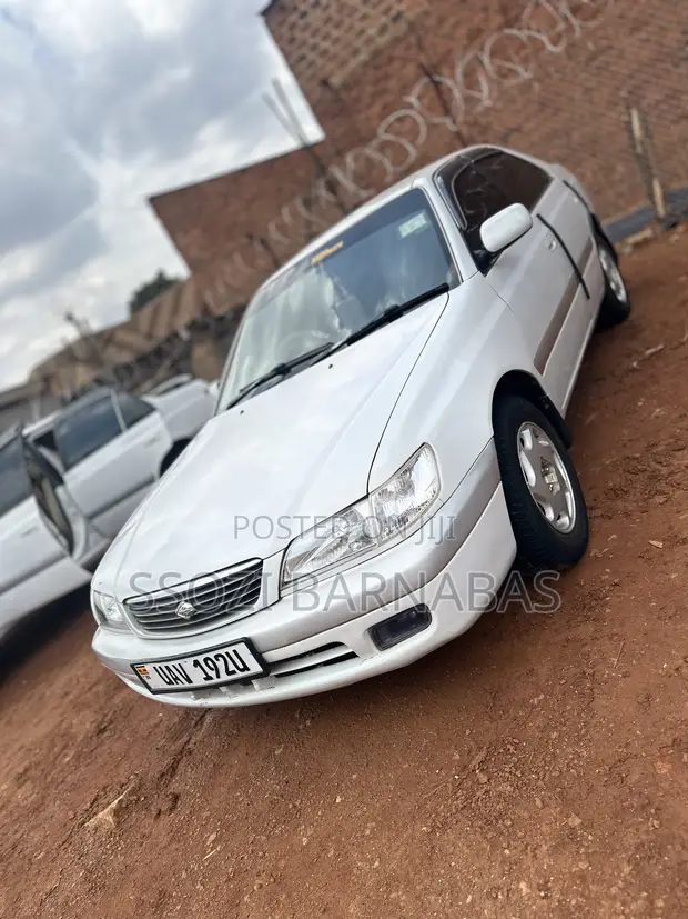Toyota Premio 2001 White - 1