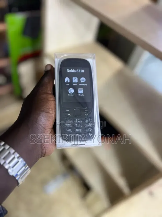New Nokia 6310 Black - 1
