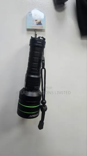 Kensun High Power LED Flashlight with Zoom