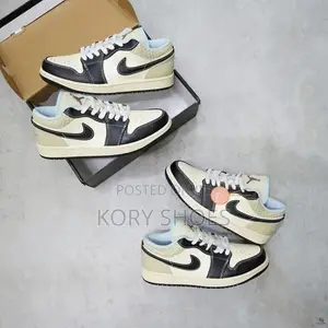 Nike Air Jordan Low Sneakers