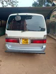 Toyota Grand HiAce 2002 - 2