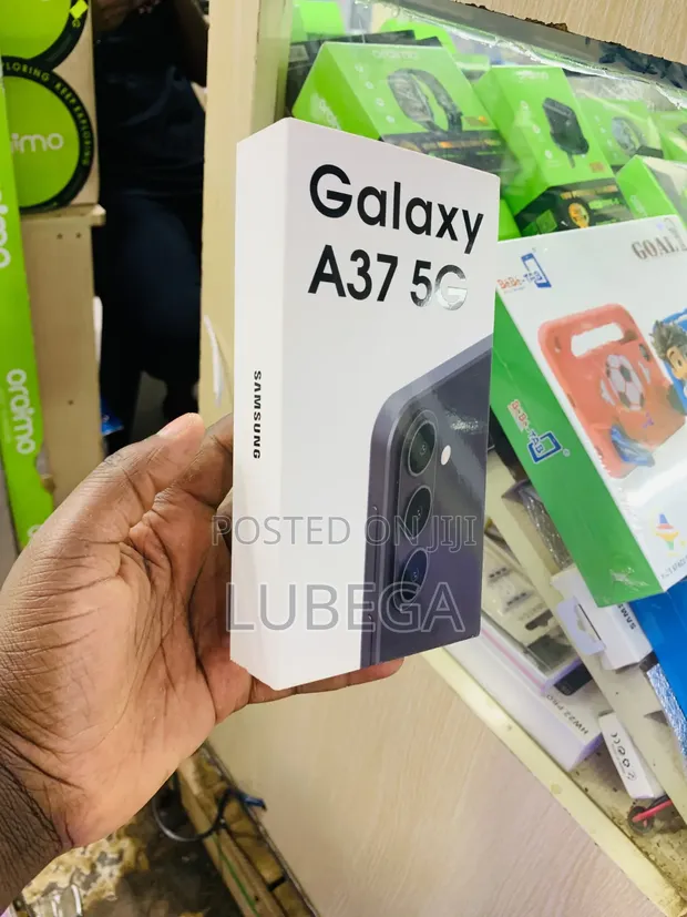 New Samsung Galaxy A37 256GB Bronze - 1