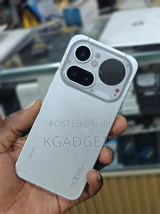 New Nothing Phone 4a Pro 256GB Silver - 1