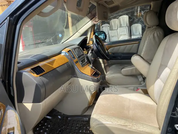 Toyota Alphard 2005 - 1