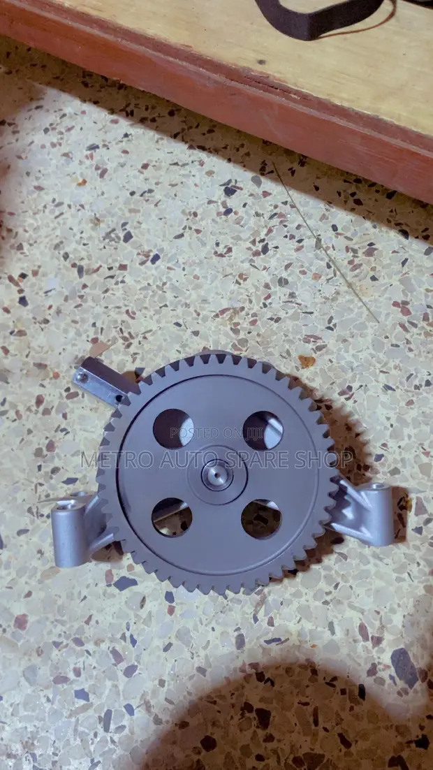 Brand New Oil Pumps for Mitsubishi Fuso - 1