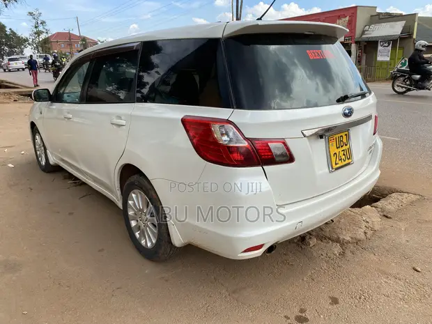 Subaru Exiga 2008 White - 1