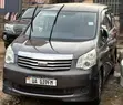 Toyota Noah 2.0 143hp FWD (7 Seater) 2012 Gray - 4