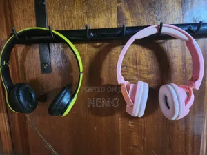 US Refurbished Wireless Headphones - Sweat Resistant