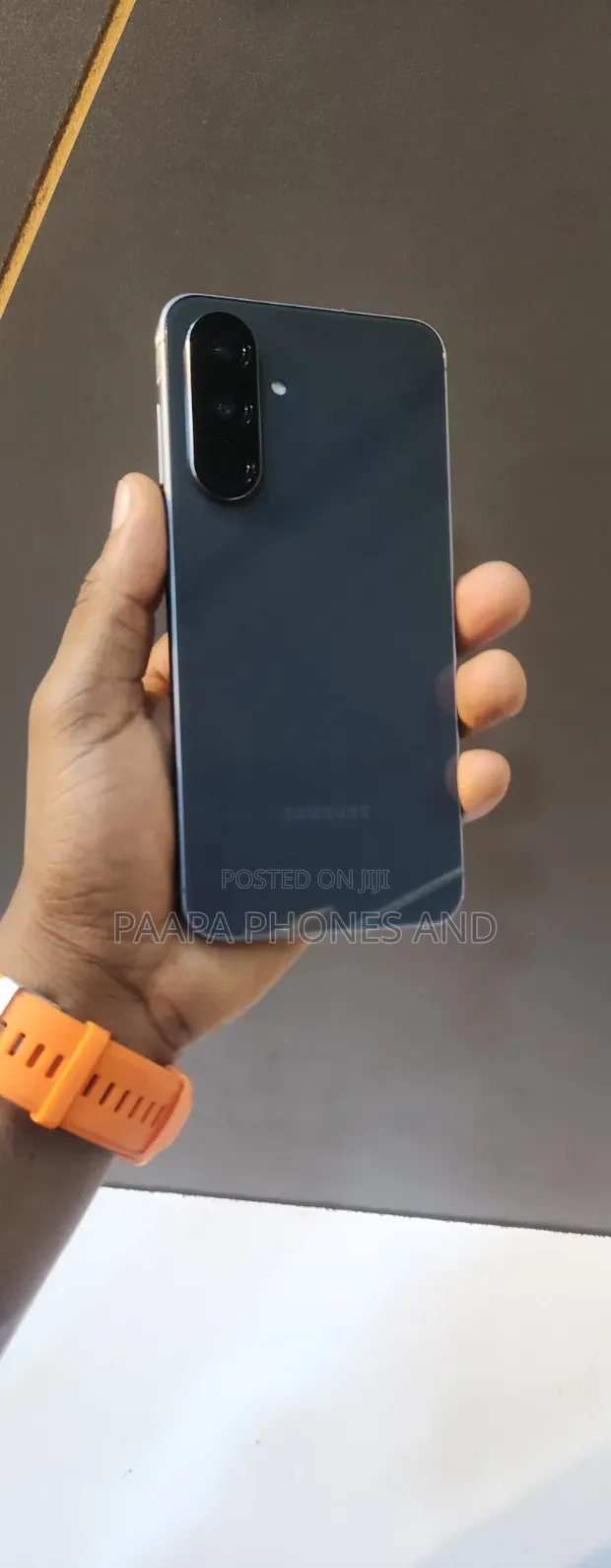 Samsung Galaxy A56 256GB Gray - 1