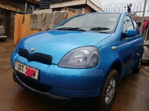 Toyota Vitz 1.0 FWD 3dr 2002 Blue