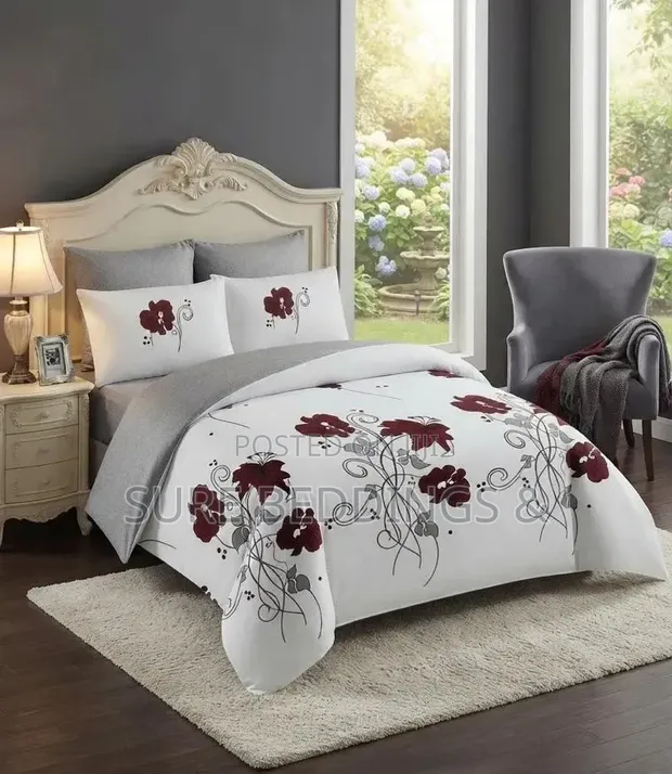 4-Piece 6x6 Floral Duvet and Bedsheet Set - 1