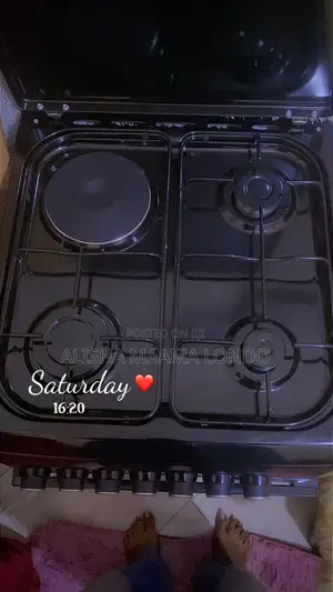 Used Stand Cooker - 50x50cm, 4 Burners