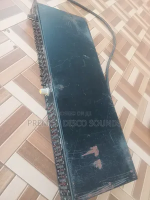 DBX 331 Graphic Equalizer