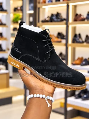 Men's Clarks Brown Suede Chukka Boots