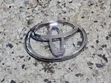 Toyota Landcruiser TX Grill Logo - 4