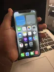 Apple iPhone X 64GB Black - 3