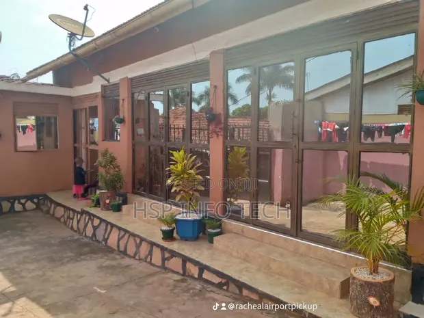 Furnished 2 Bedroom & Parlour Property in Makindye for Sale - 1