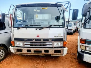 Mitsubishi Fuso Fighter Dump Truck