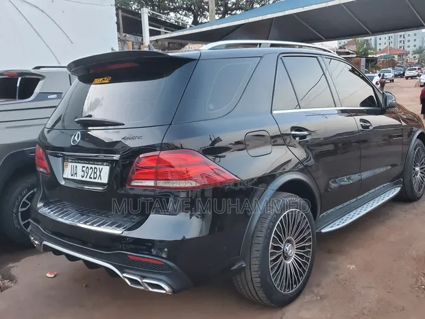 Mercedes-Benz M Class 2013 Black - 1