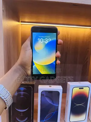 Apple iPhone 8 Plus 64GB Black