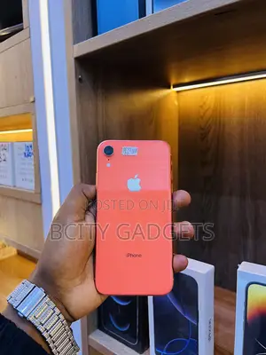 Apple iPhone XR 128GB Rose Gold (No Face ID)