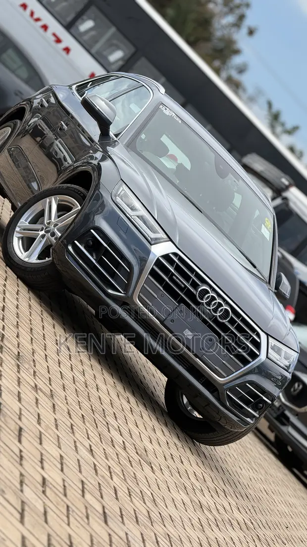 2018 Audi Q5 2.0T Premium AWD quattro - 1