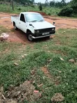 Nissan Pick-Up 1995 White - 1