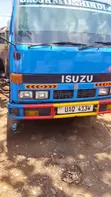 Isuzu Elf Tipper Truck - 4