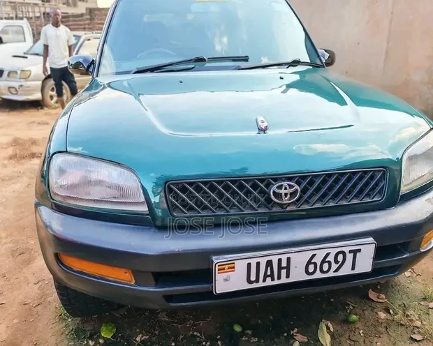 Toyota RAV4 2001 Green - 1