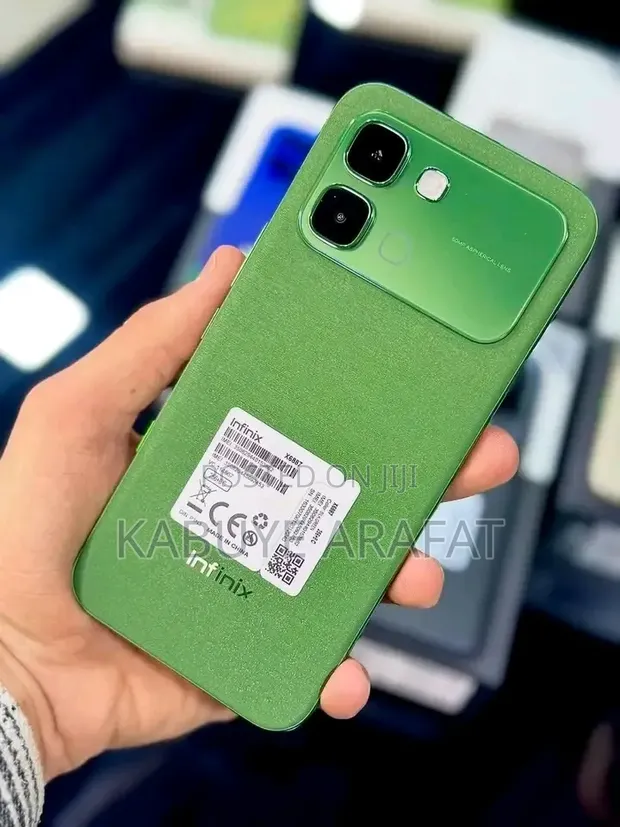 New Infinix Note Edge 5G 256GB Green - 1