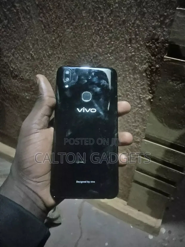 Vivo Y85 64GB Black - 1