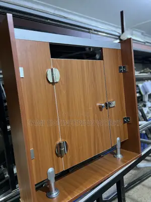 HPL Partition - Modern & Durable
