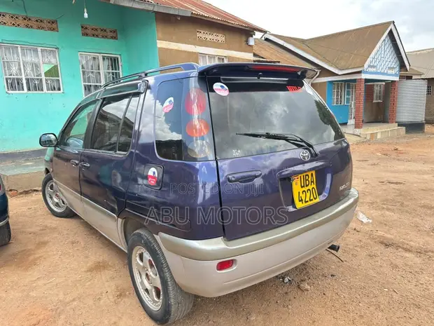 Toyota Raum 1999 Blue - 1