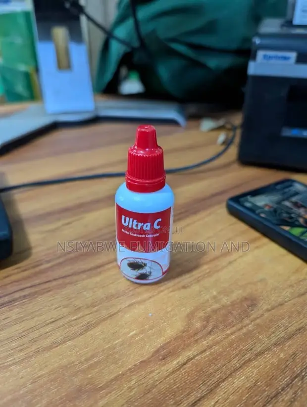 Ultra C Herbal Cockroach Controller - 1