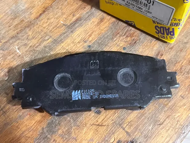 Toyota Noah Front Brake Pads (2010-2015) - 1