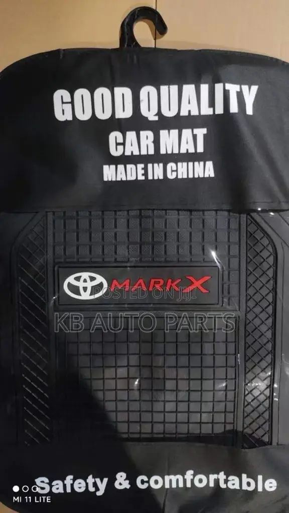 Harrier Custom & 3D Floor Mats - 1
