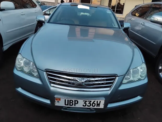 Toyota Mark X 2008 - 1