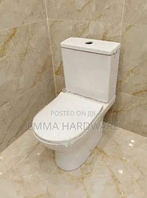 Brand New Toilet Seats - Sawa or Frencia