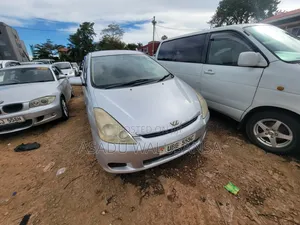 Toyota Wish 2006 Silver