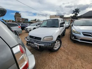 Toyota RAV4 1999 Silver