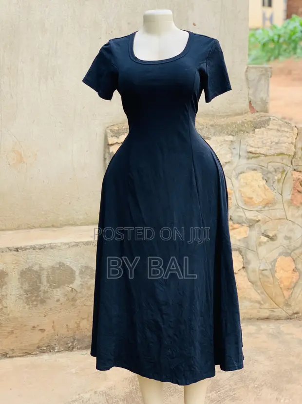Affordable Thrift Outfits for Ladies - 1