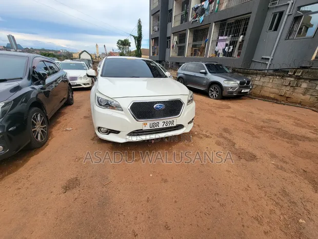 Subaru Legacy B4 2015 White - 1
